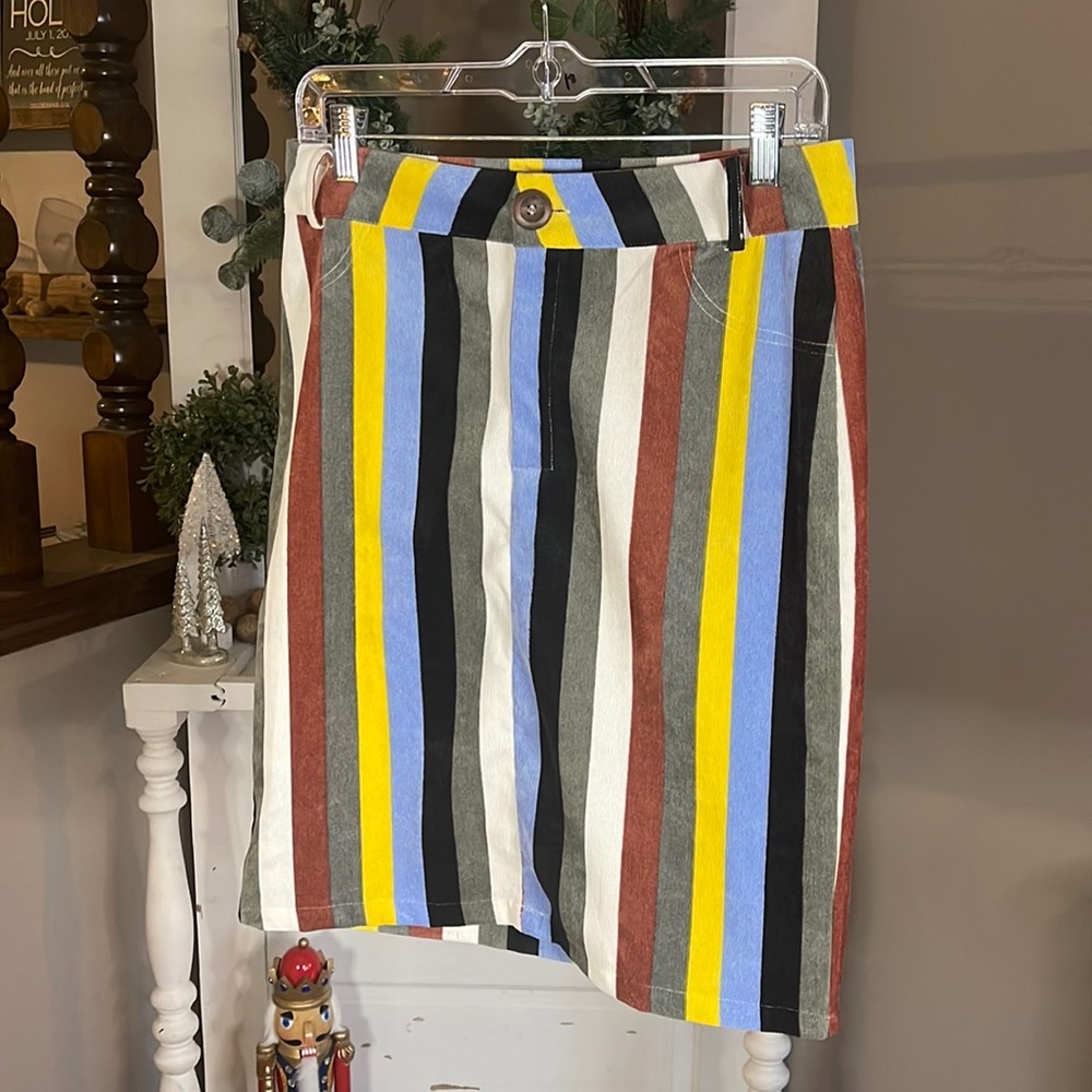 🐥 🐥 CHICK SPECIAL! 🎉 - Multicolored striped skirt
